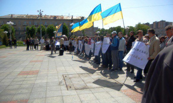 Енергетики вийшли на мітинг до Черкаської ОДА